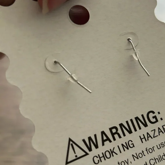 NWT Fiona Multi-Color Rhinestone Chandelier Drop Earrings - Picture 5 of 5